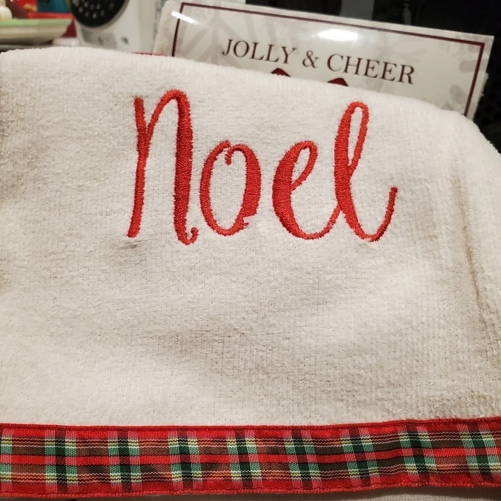 🍒 NEW 3 PC TOWEL SET
